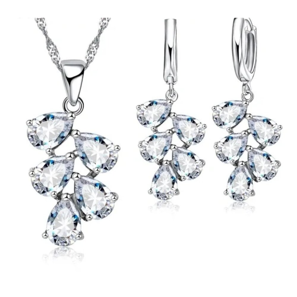 NWOT  Austrian Crystal and Sterling Silver Necklace and Earring Set